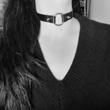 Load image into Gallery viewer, Spiked Ring Choker
